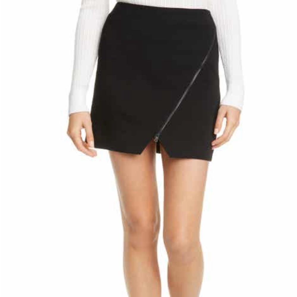 Alice + Olivia Barbra Asymmetrical Zip Mini Skirt Black